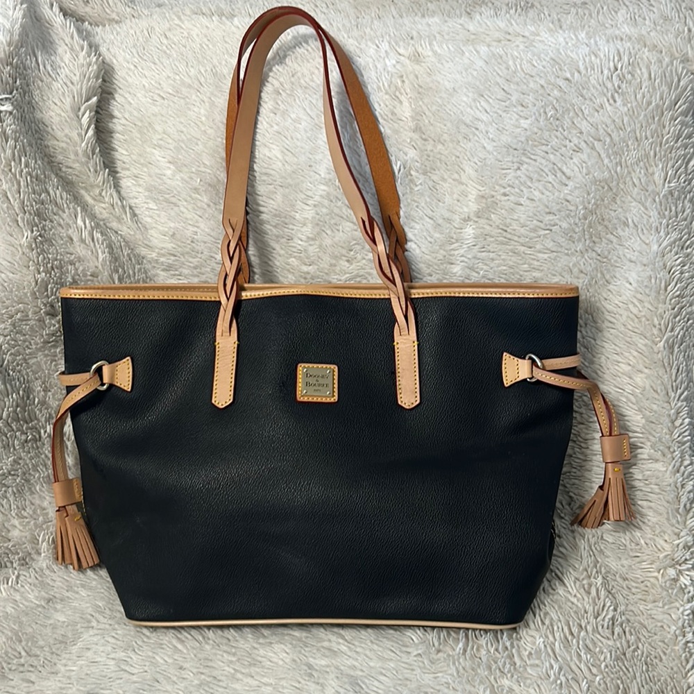 BRAND NEW Dooney & Bourke Bailey Purse